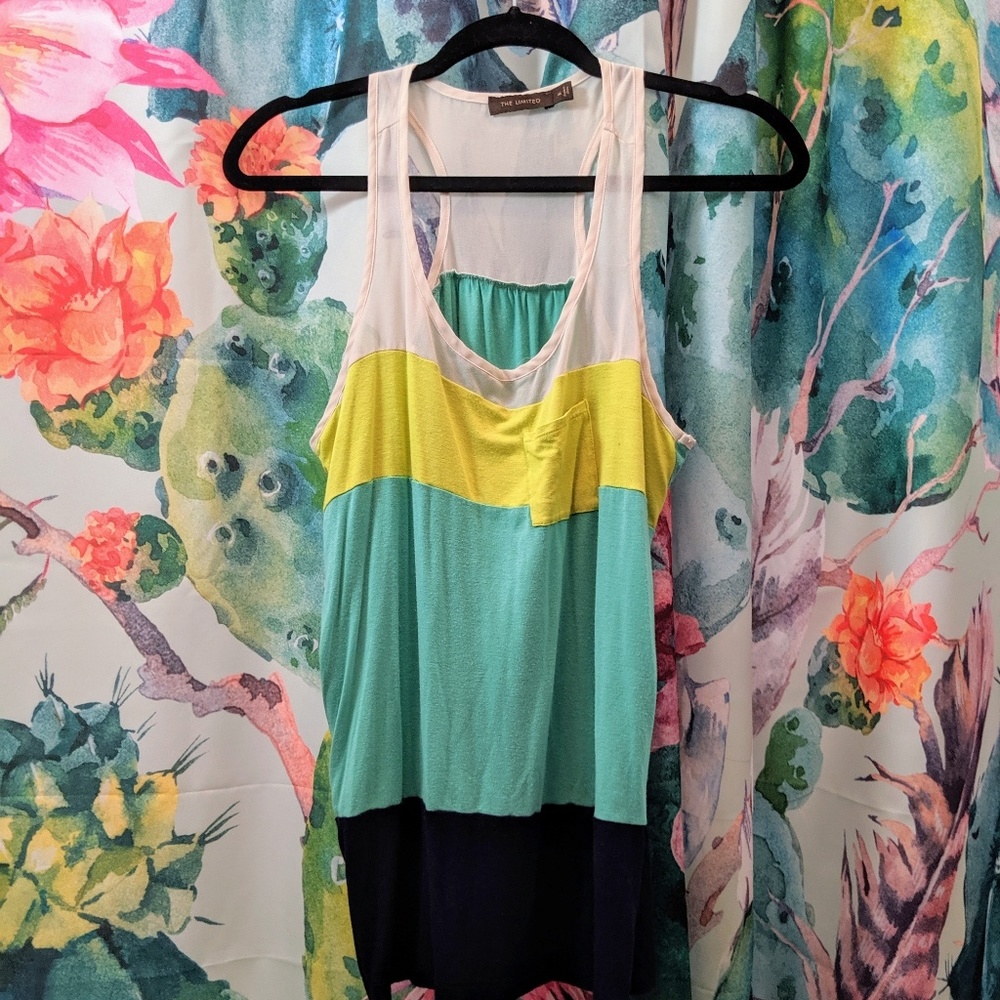 The Limited tank size M
